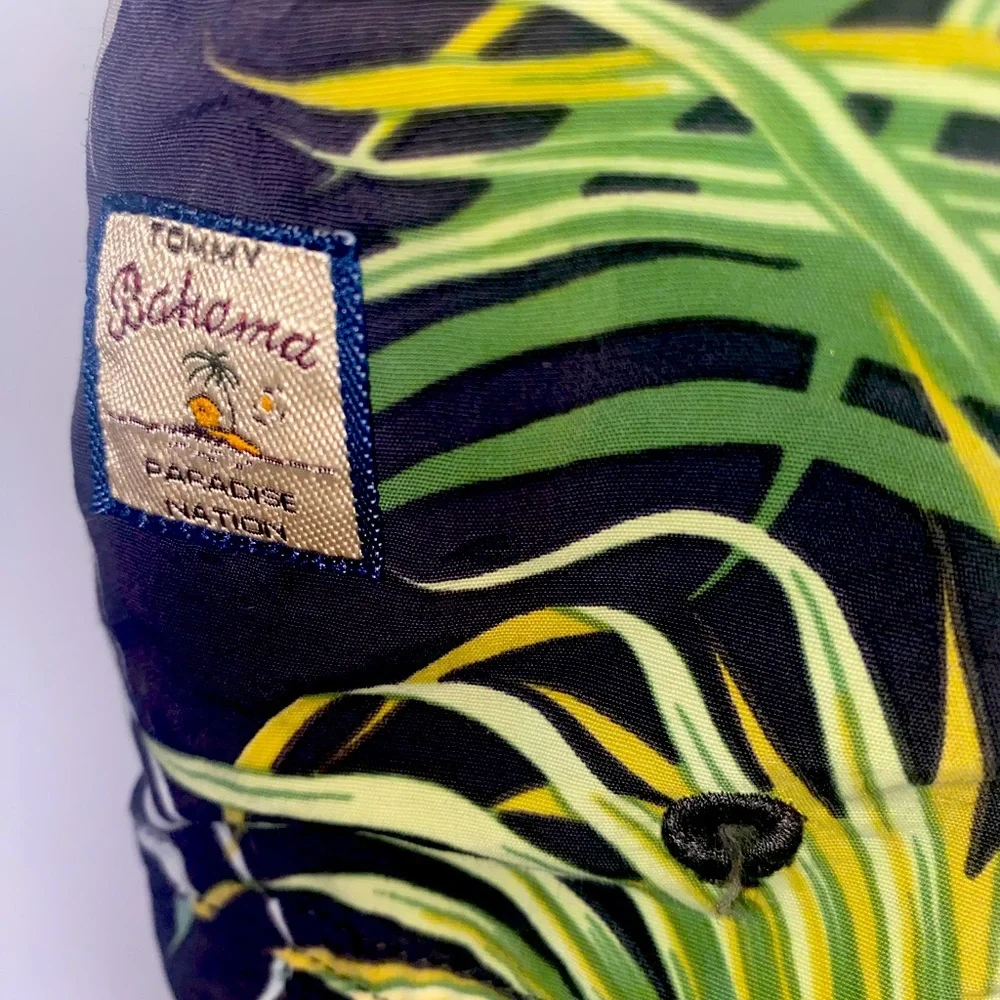 Tommy Bahama Board Shorts, sz Medium